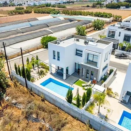 Villa Alassia 20 By Ezoria