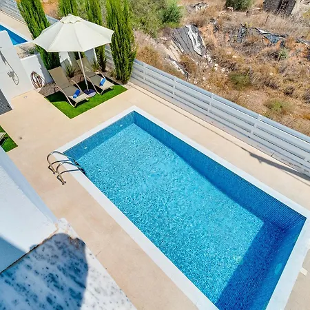 Alassia 20 By Ezoria Villa Paralimni