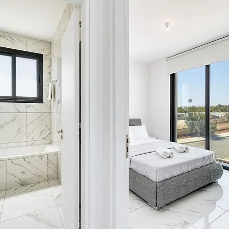 Villa Alassia 20 By Ezoria Paralimni