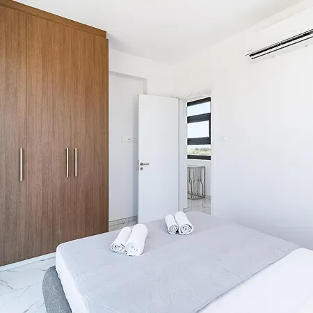 Alassia 20 By Ezoria Villa Paralimni