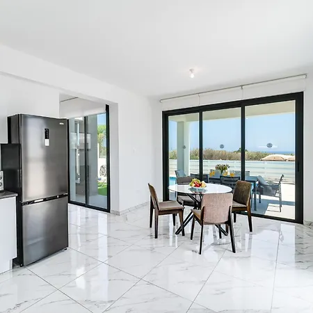 Alassia 20 By Ezoria