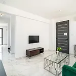 Alassia 20 By Ezoria Villa Paralimni