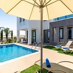 Villa Alassia 20 By Ezoria Paralimni