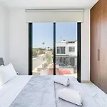 Alassia 20 By Ezoria Villa Paralimni