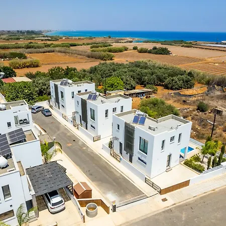 Alassia 20 By Ezoria