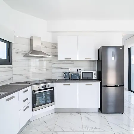 Vila Alassia 20 By Ezoria Paralimni