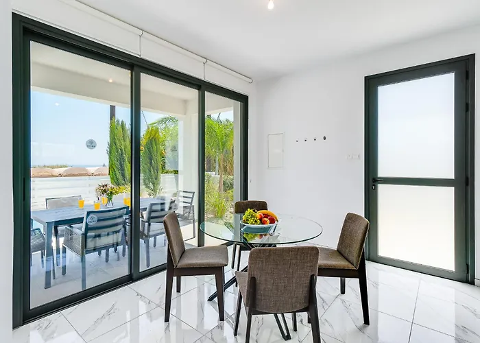 Alassia 20 By Ezoria