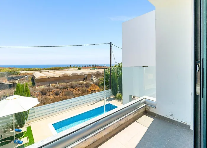 Villa Alassia 20 By Ezoria Paralimni