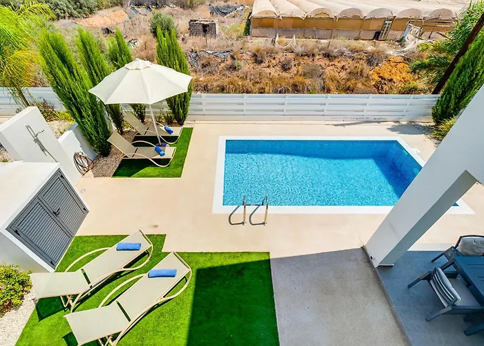 Alassia 20 By Ezoria