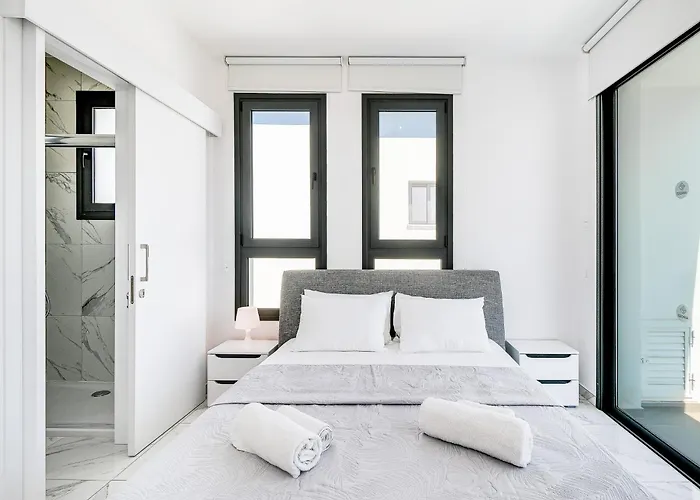 Alassia 20 By Ezoria * Paralimni