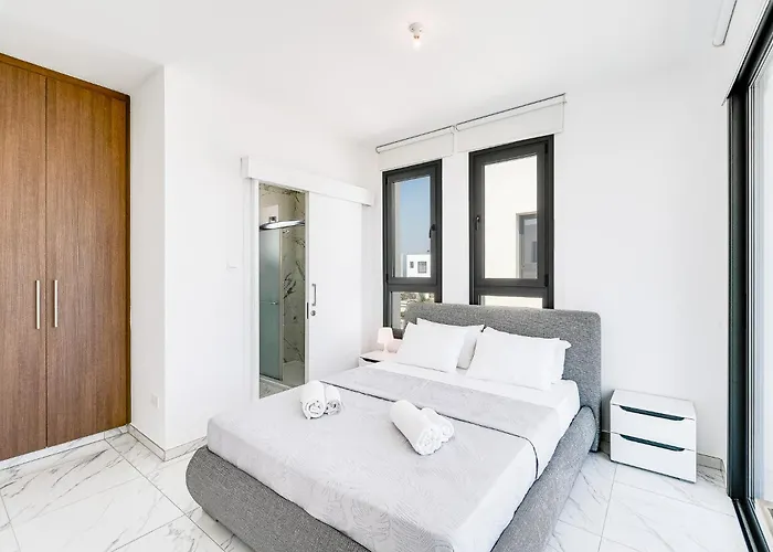 Alassia 20 By Ezoria Villa *