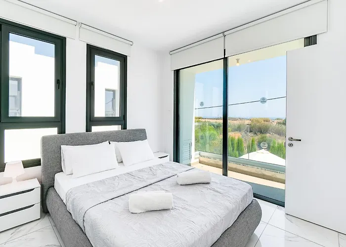 Alassia 20 By Ezoria Villa Paralimni