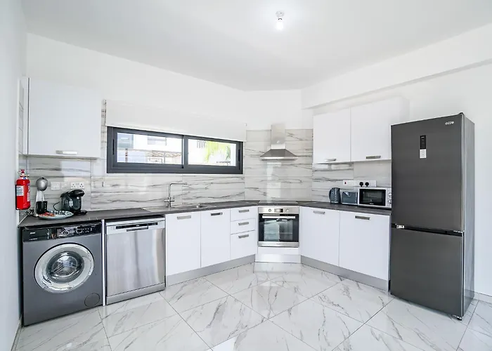 Alassia 20 By Ezoria Villa Paralimni